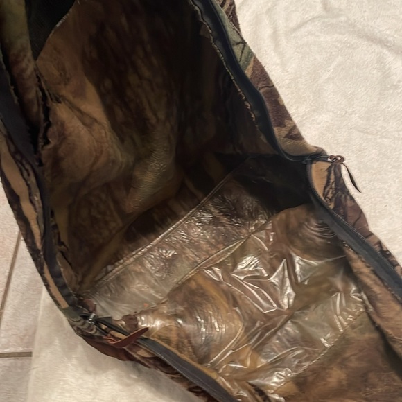 Gander Mountain hunting backpack & hat - Picture 8 of 8